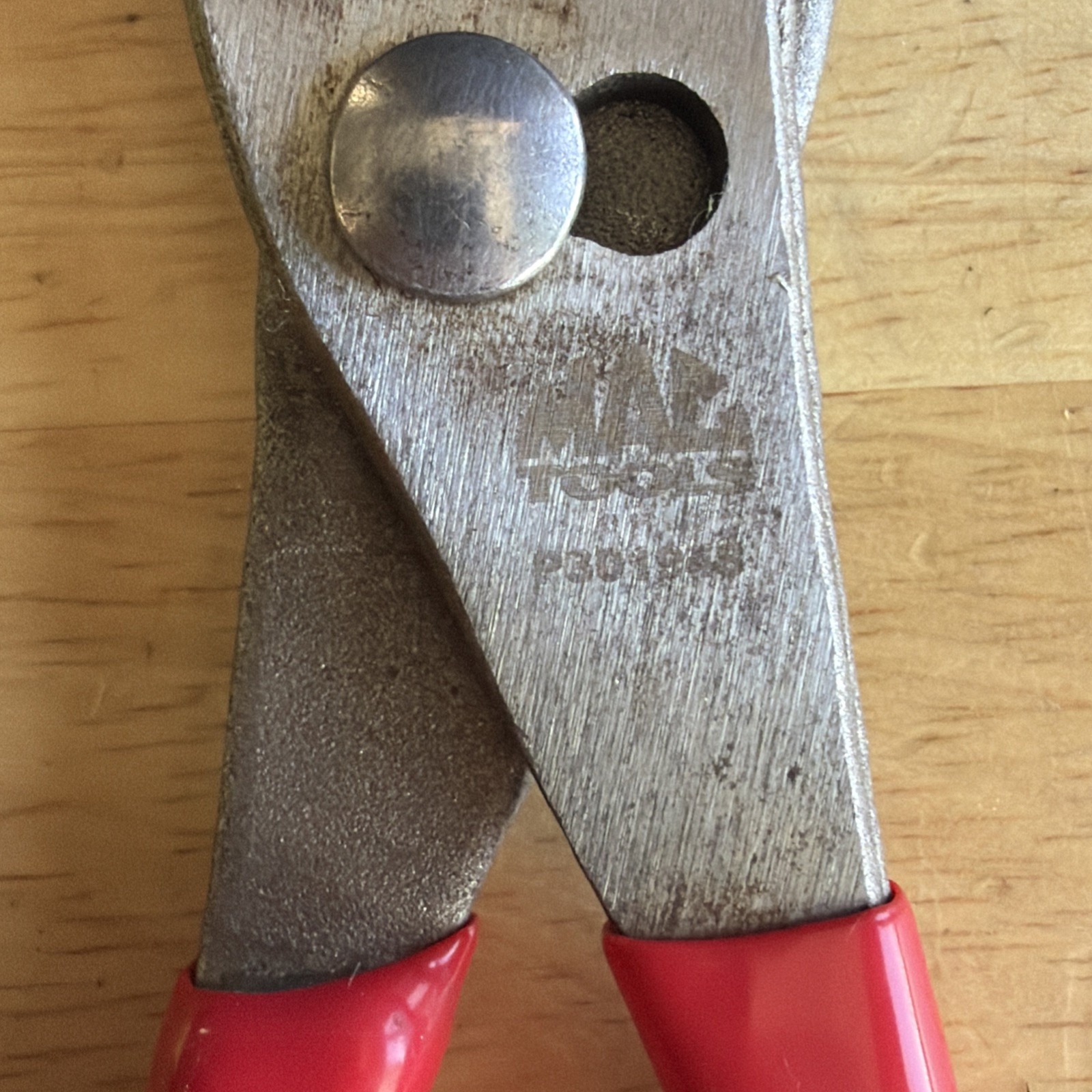 Mac Tools 6.5″ Adjustable Slip Joint Pliers Red Handle P301948 READ!