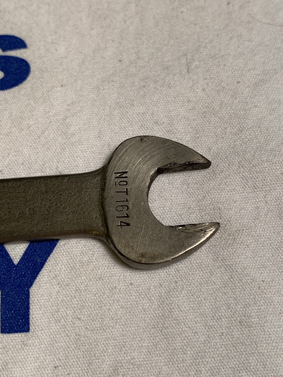 Vintage Embossed Blue Point 1/2″ x 7/16″ Thin Open End Wrench T1614