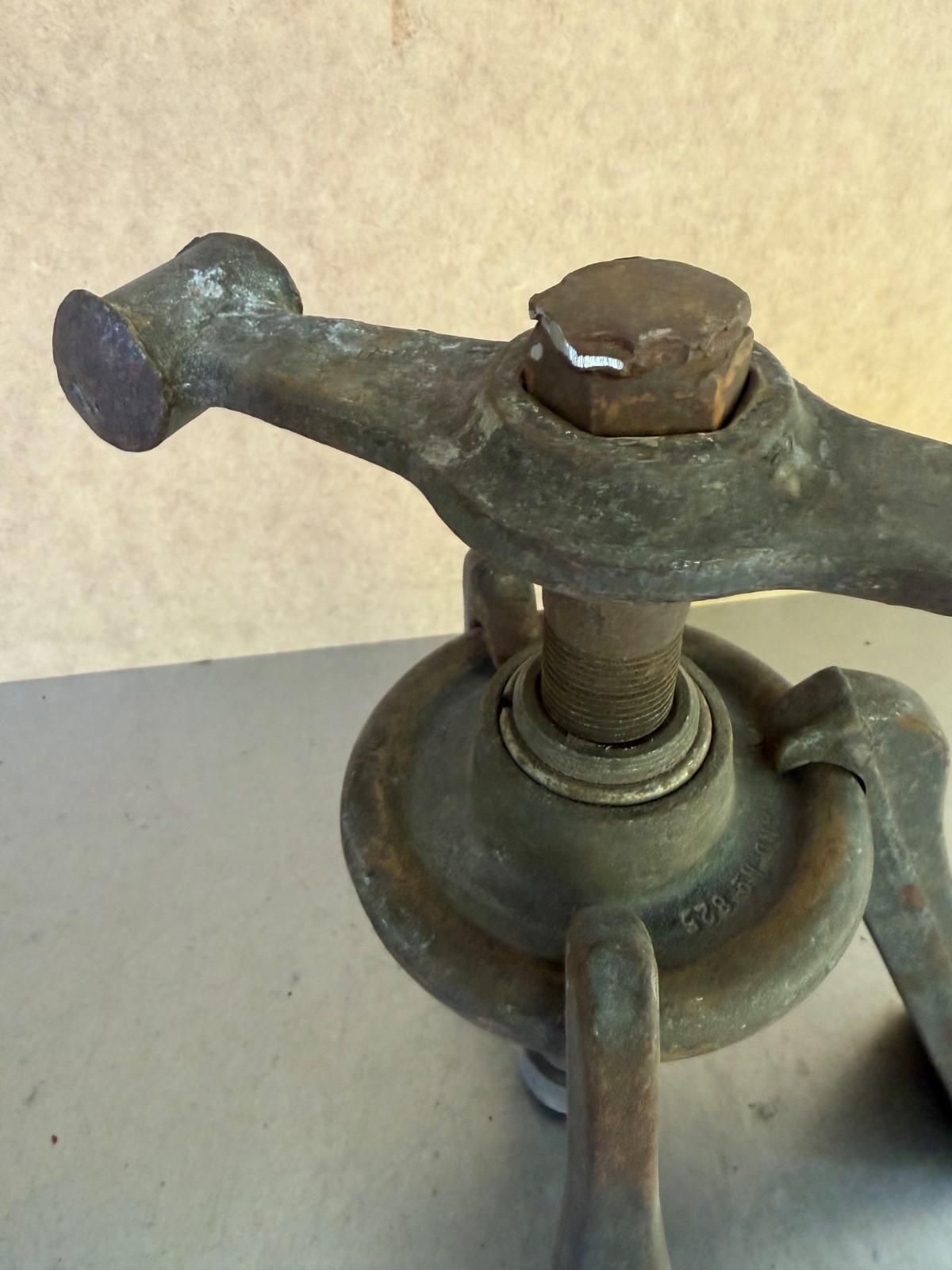 Vintage Original Herbrand 825 Hub Puller 3 Jaw Wheel Axle Puller Heavy-Duty USA