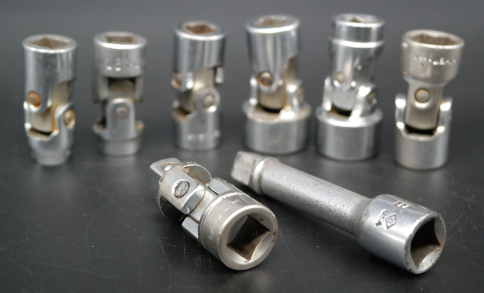 Handy and Useful Lot of Swivel Sockets, 1 Universal Joint, 1 Drive Extension
