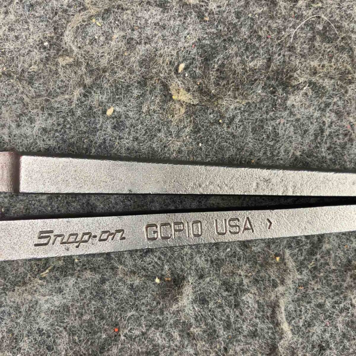 Snap-on GCP10 Hub Cap Dust Cap Removal Pliers Automotive Wheel Bearing Tool