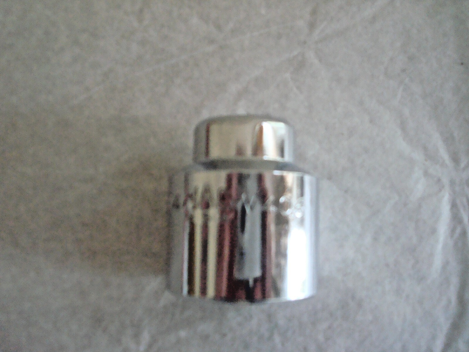 MAC Tools 1-1/4″ 6 PT Socket #V406, 1/2″dr, Made in USA