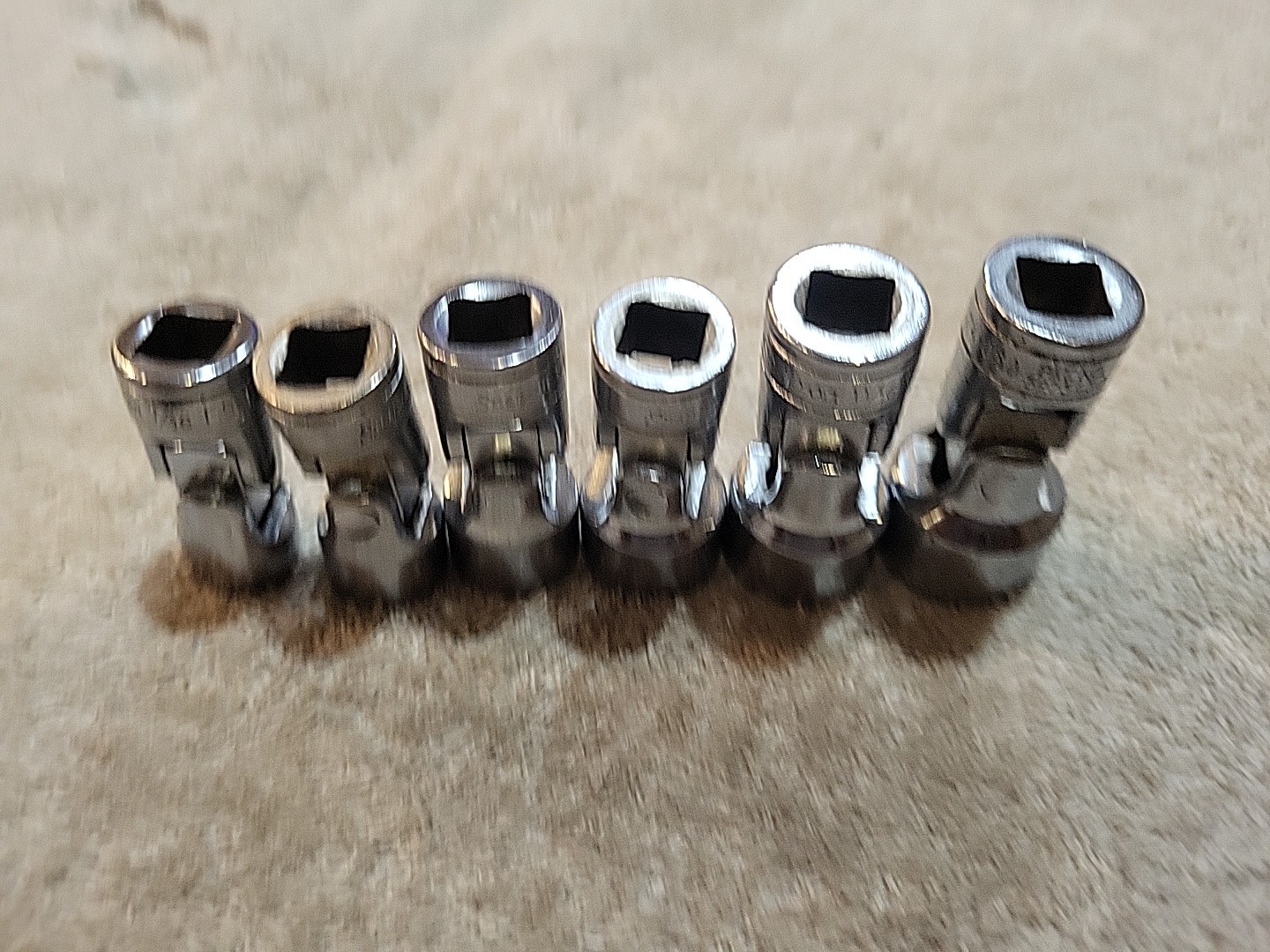 Snap On 3/8” Dr. 6 Pc. 7/16″- 3/4″ Shallow 6 Pt. Universal Socket Set 206AFS