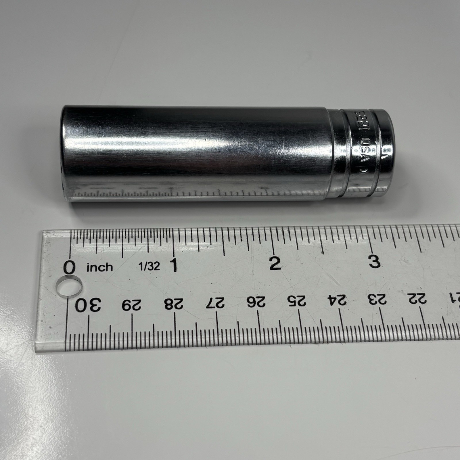 Snap On S221 1/2 Drive 12 Point SAE 11/16 Flank Dr Deep Socket USA VGC 1991
