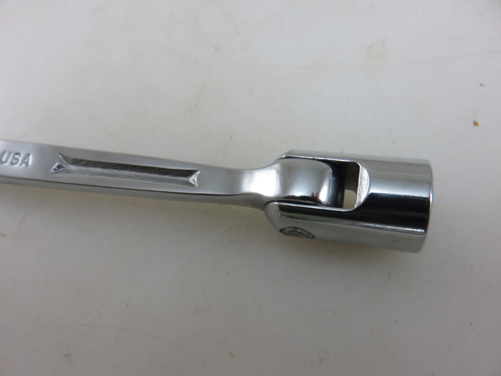 Snap-On B1360 Saltus Flex Head Socket Brake Wrench 1/4″ x 5/16″ SQUARE BOX END
