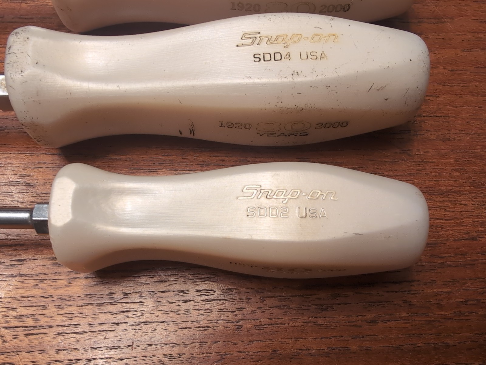 SNAP ON 80TH ANNIVERSARY 4pc HARD HANDLE SCREWDRIVER SET White Pearl