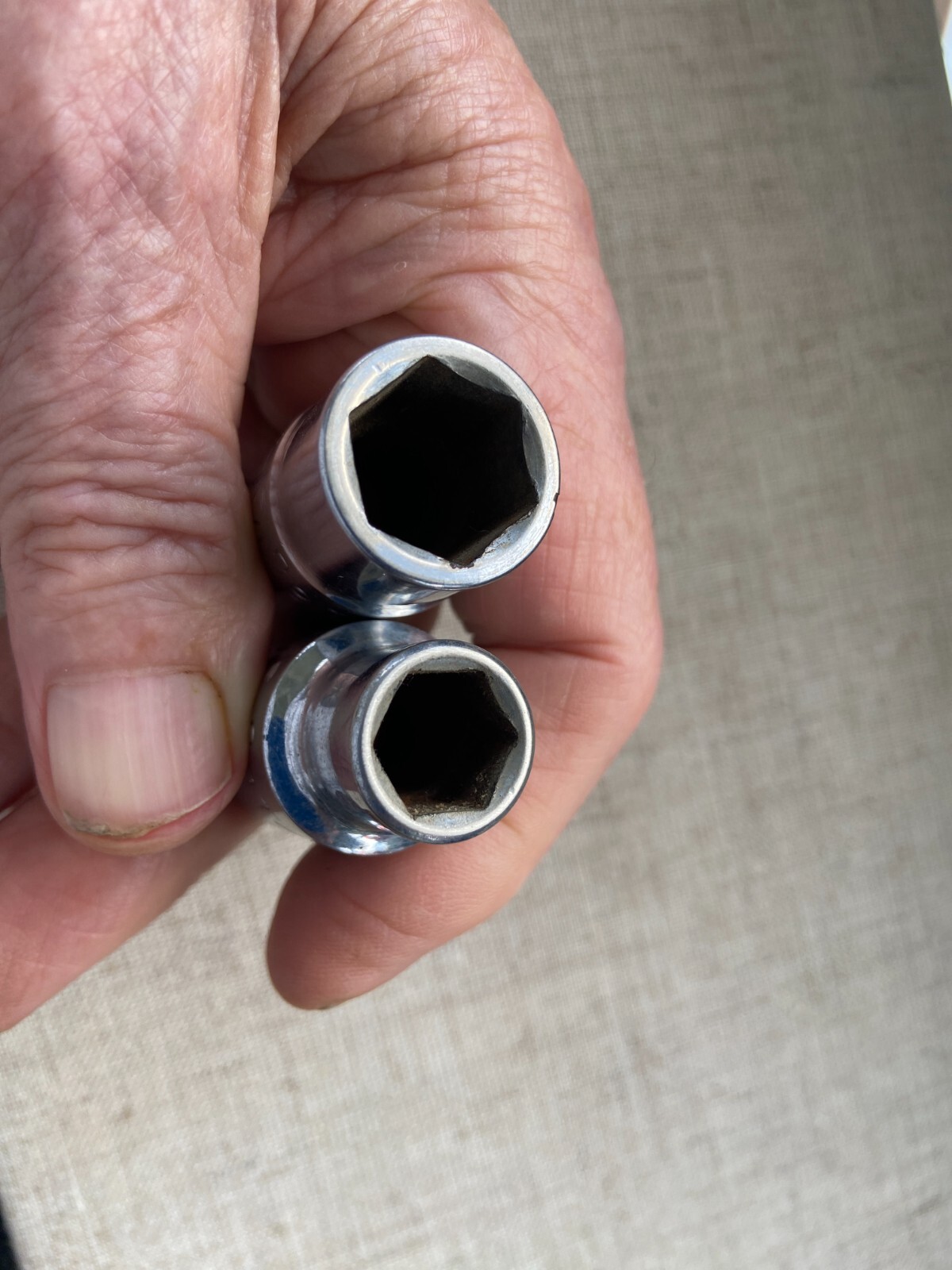 2 MAC TOOL 6PT 1/2′ DRIVE SOCKETS 9/16 V186=7/16 V146 CHROME