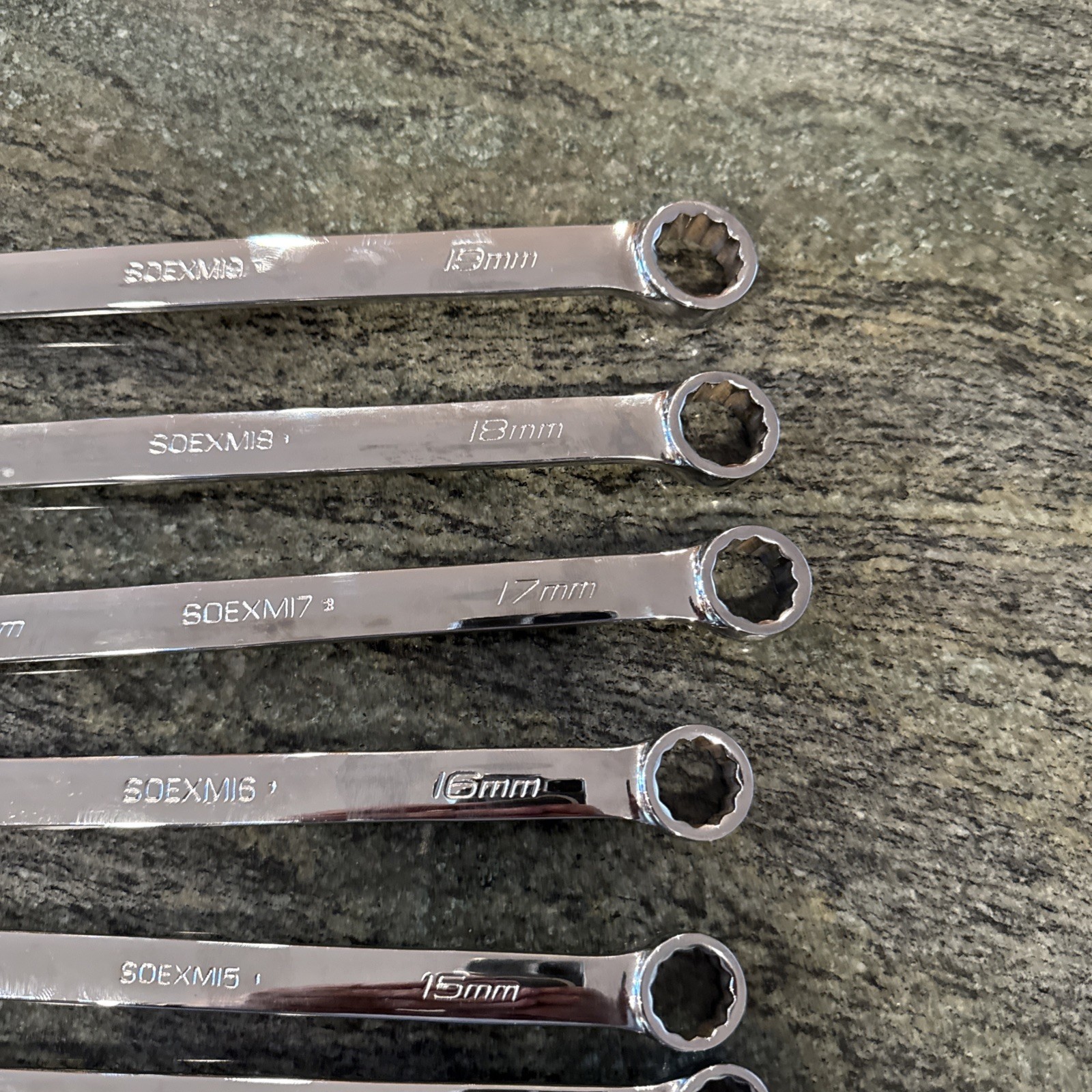 Snap-On soexm710 10-piece metric flank drive plus combination wrench set