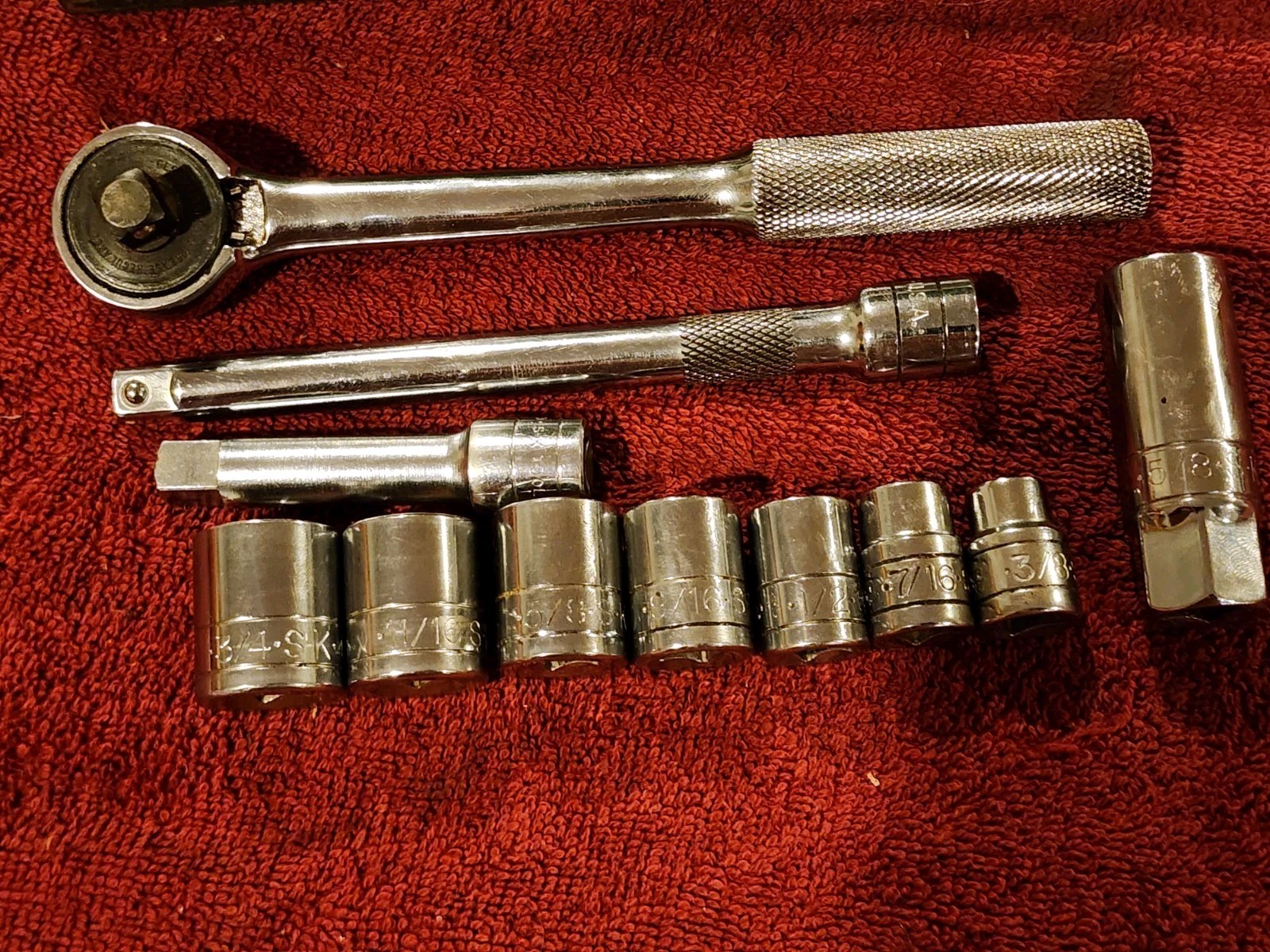 Vintage S-K 3/8″ Drive SAE Socket Set 6 Point, Made in USA, 11 Pieces + Box