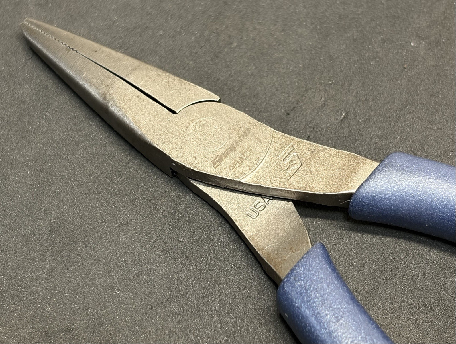 Snap-on Tools METALLIC BLUE Talon Soft Grip 6” Needle Nose Pliers 95ACF