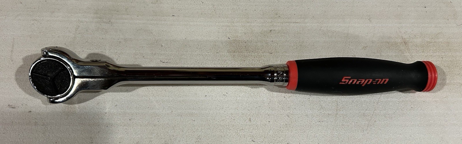 NEW Snap-on™ 3/8″ drive 13″ long Red Soft Grip Round Swivel Head Ratchet FHNF100