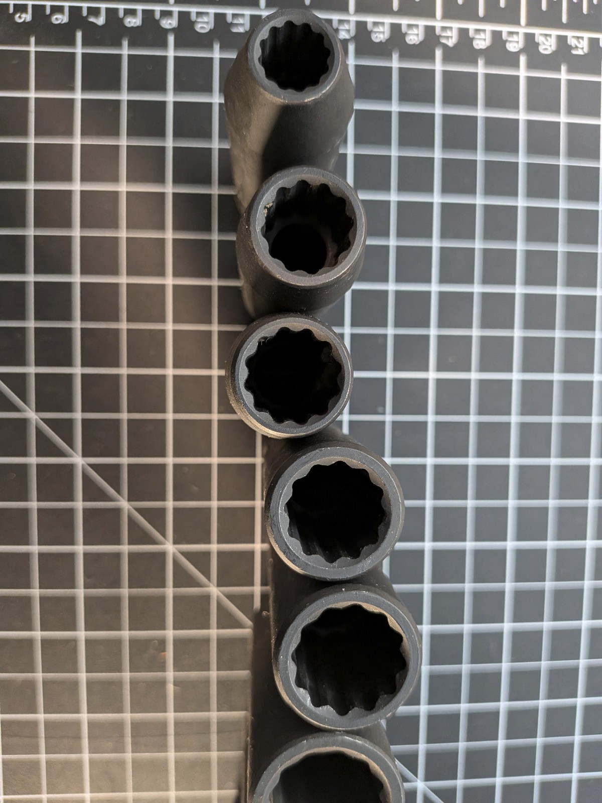 pittsburgh tools 12 point impact socket set 1/2″ drive metric