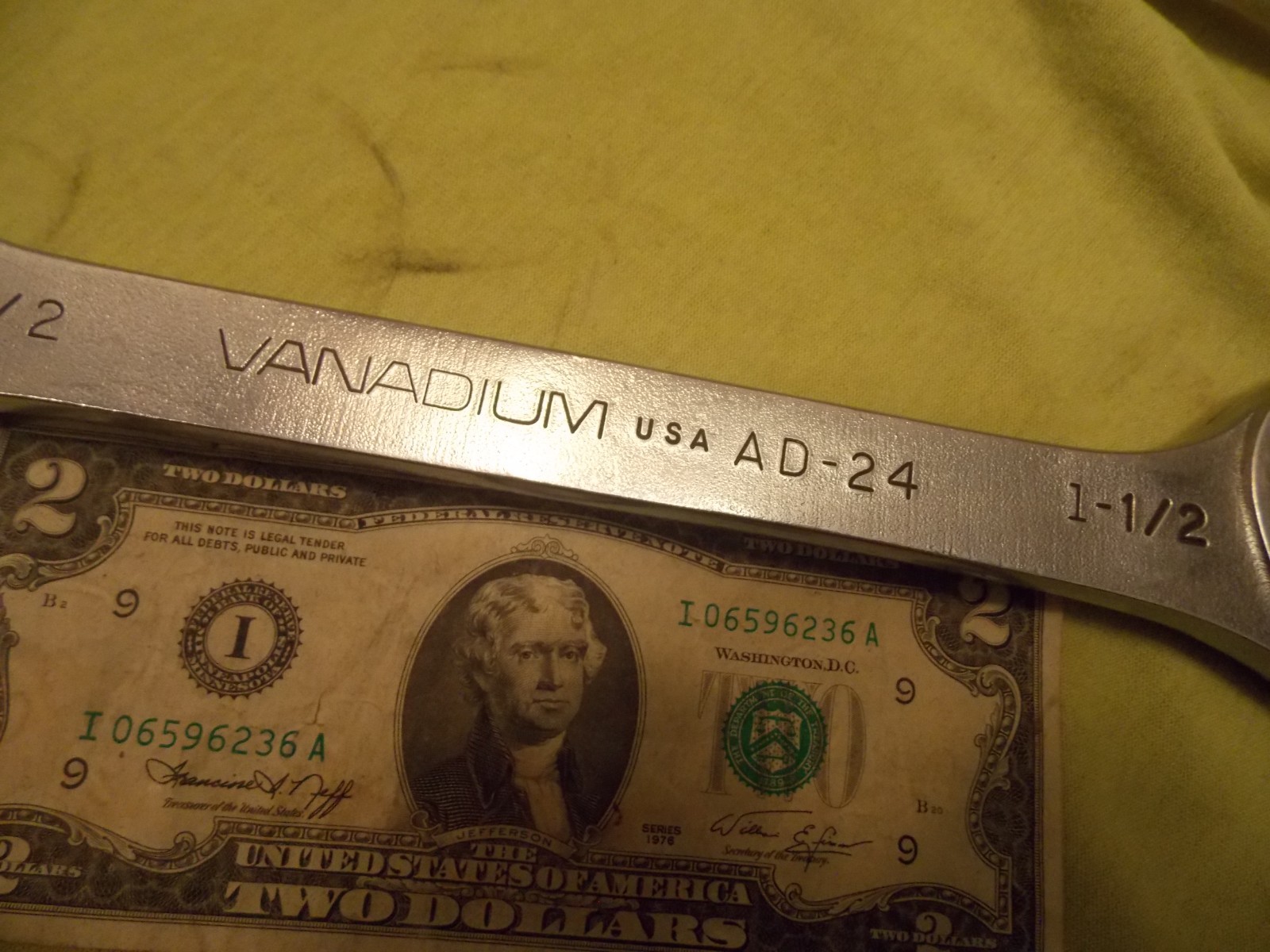 Vanadium 4 Way Open End Angle Wrench AD-24 1-1/2 Inch V-Cut
