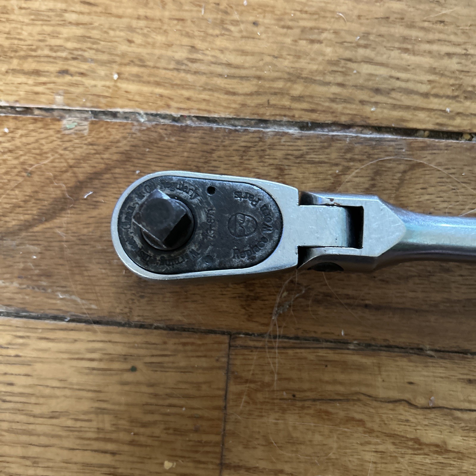 Duralast 73-871 3/8″ Flex Head Ratchet