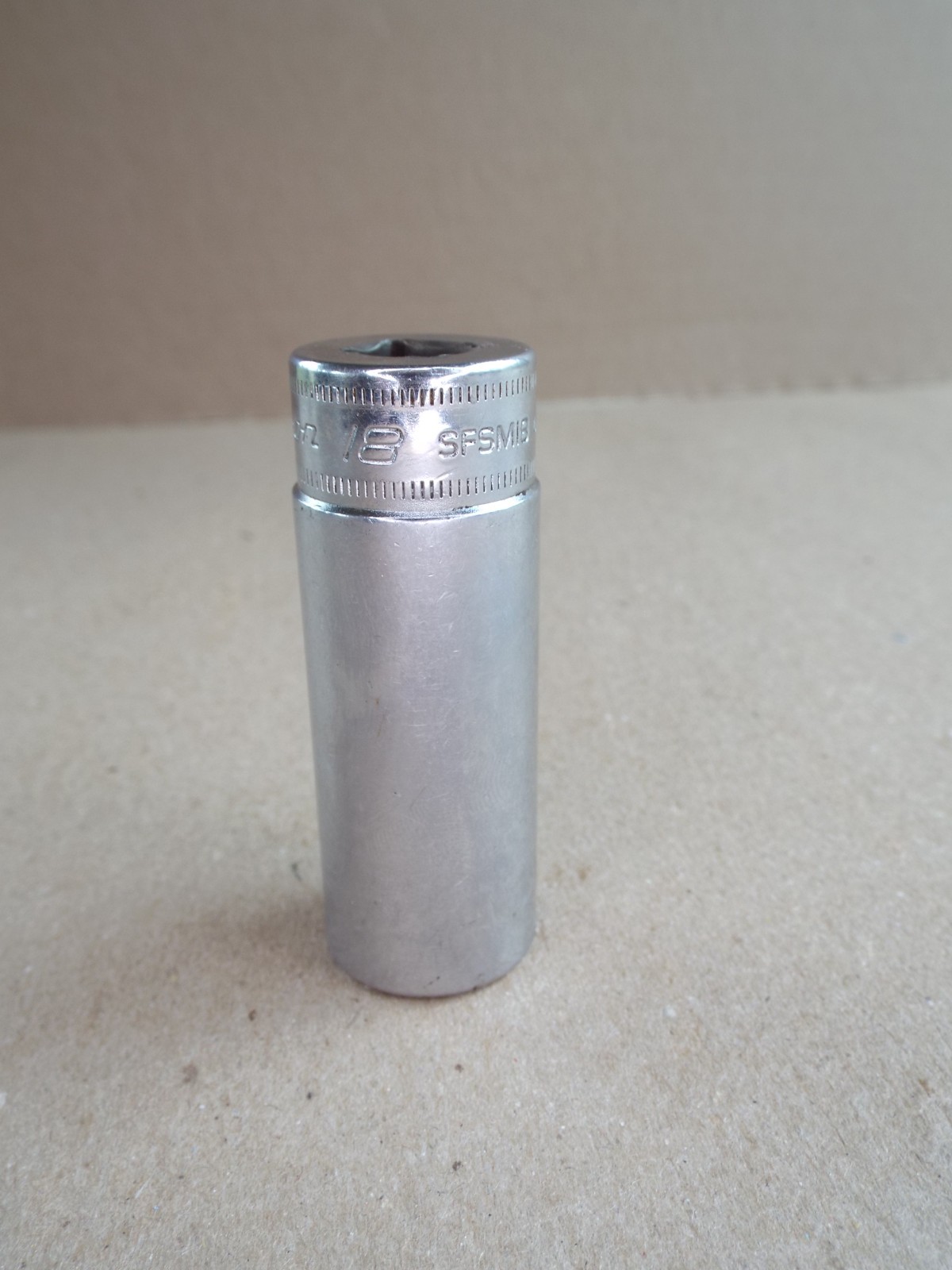 VTG SNAP-ON Deep Socket 18mm 3/8″ Dr 6 Pt USA Made SFSM18 – Nice ! (Pls Read)