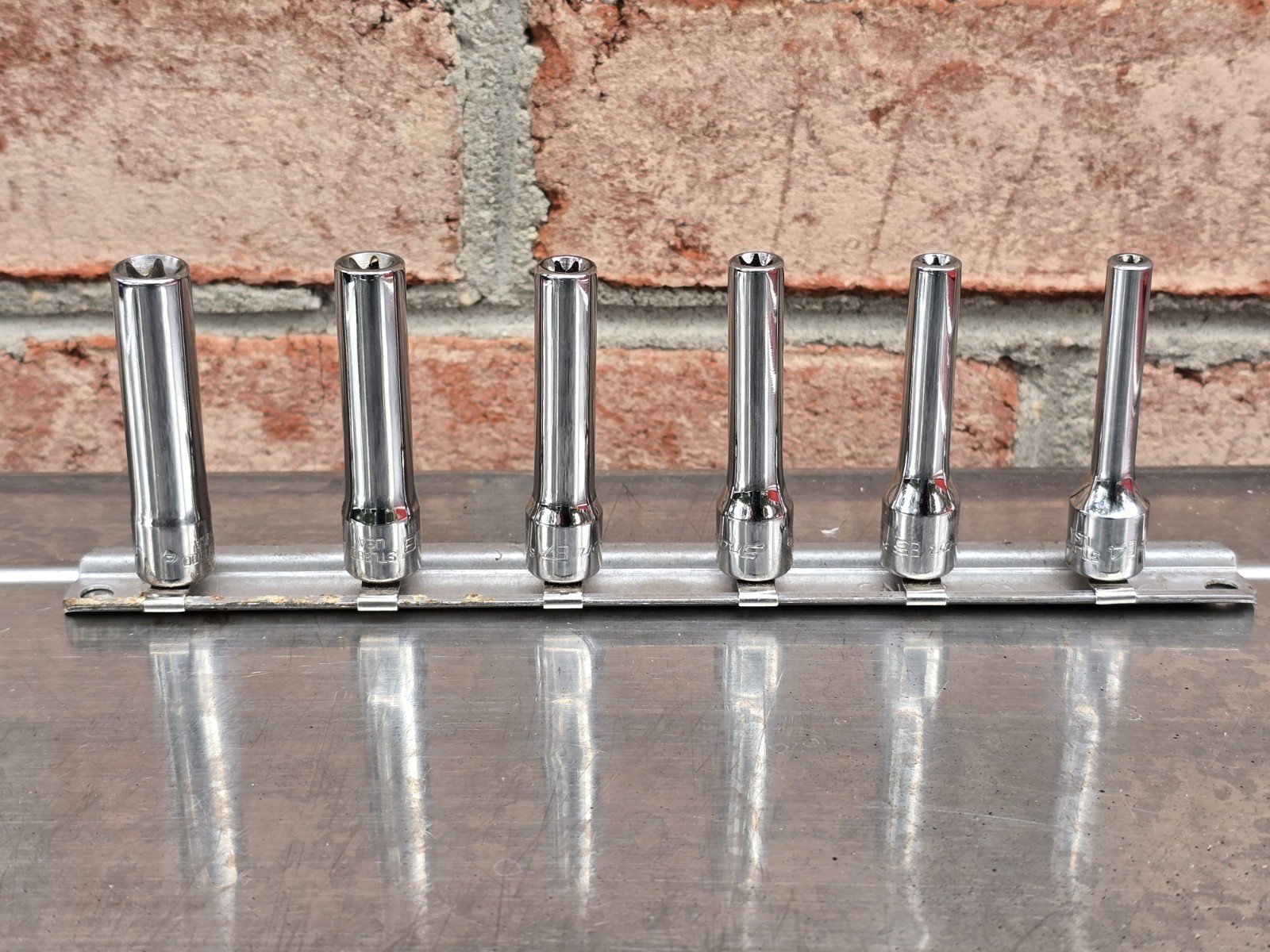 Snap-on 6-Piece 1/4” Drive Inverted Torx Deep Socket Set E4-E10 STLE40 – STLE100