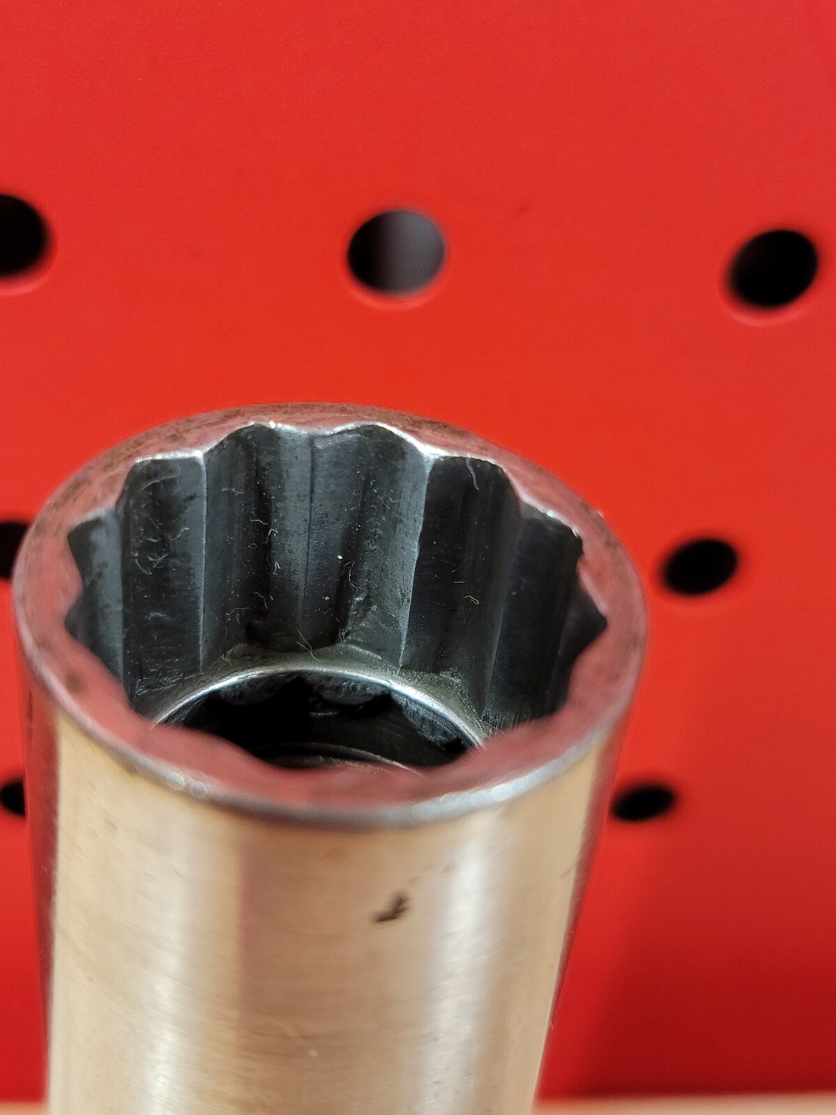Snap-on Tools S261 13/16″ SAE 1/2″ Drive Deep 12-Point Socket USA