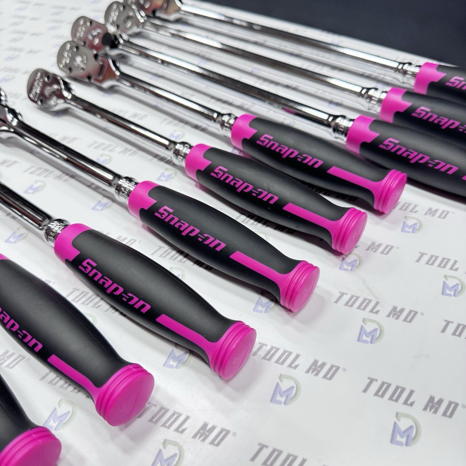 Snap-on Tools USA NEW ELECTRIC PINK 9pc 3/8″ Drive 100 Tooth Cynergy Ratchet Set