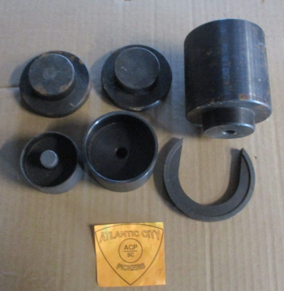 MILLER TOOL 9772 LOWER CONTROL ARM BUSHING REMOVER / INSTALLER