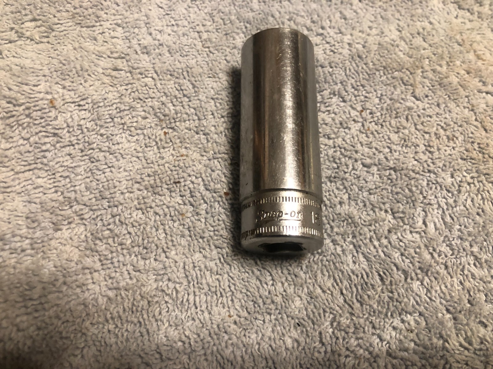 Vintage Snap On Tools SFSM18 18mm Metric Deep Socket 3/8″ Drive 6 point USA