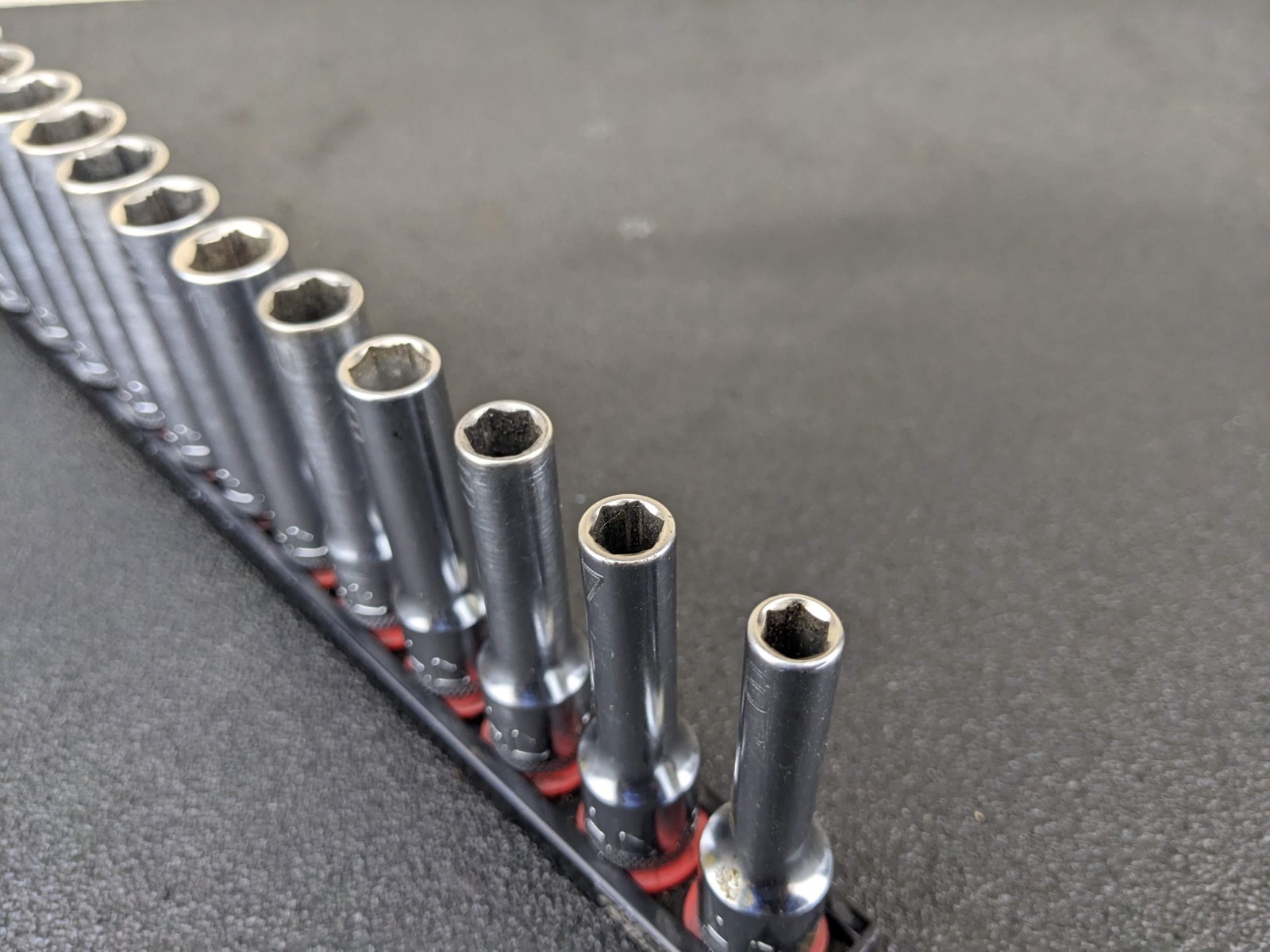 #bo801 Mac Tools 14pc SXDM146BRPT Metric Deep Non-Slip Set 6PT 3/8″ Drive