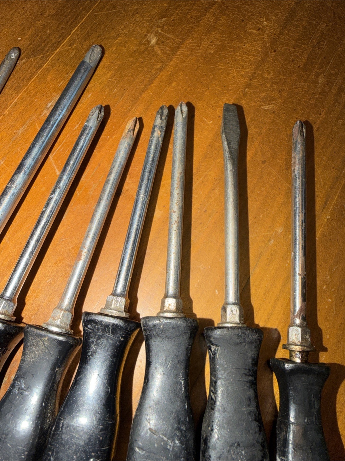 Lot Of 8 Snap On Screwdrivers