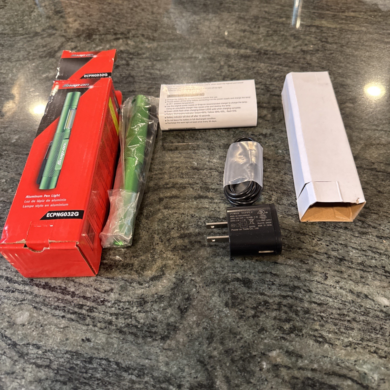 Snap on ecpng32g 300 lumen aluminum pen light rechargeable new