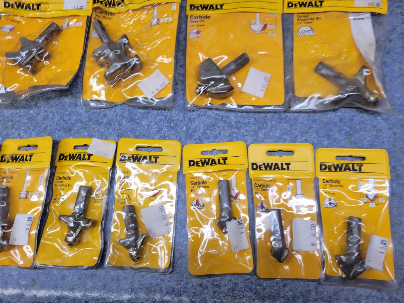 Dewalt USA NOS 22-Piece 3/8″ and 1/2″ Shank High Quality Carbide Router Bit Lot