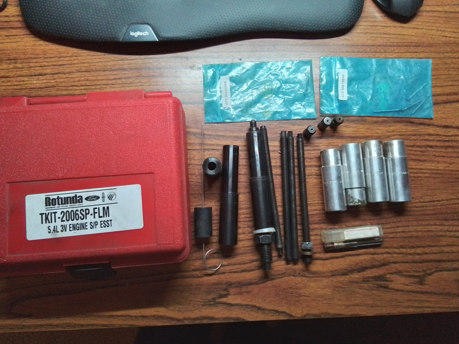 FORD ROTUNDA TKIT-2006SP-FLM 5.4L 3V ENGINE SPARK PLUG REMOVAL SET