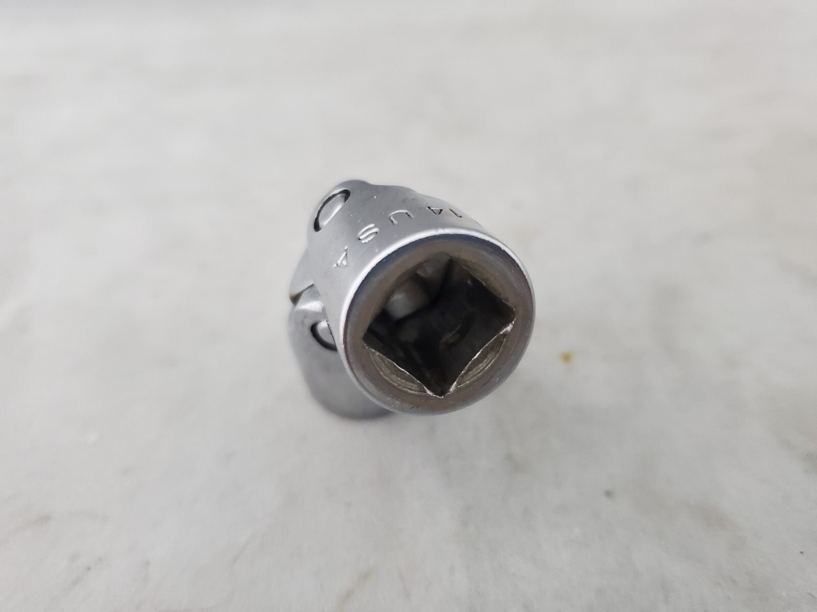 Snap On FVU14, 7/16″ Universal Swivel Socket, 3/8″ Dr 12 Pt