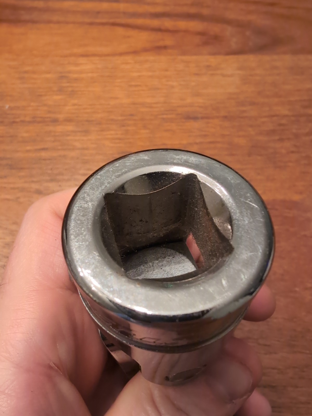 Snap-On L82A 3/4″ Drive Universal Swivel Joint Socket Locking Button USA