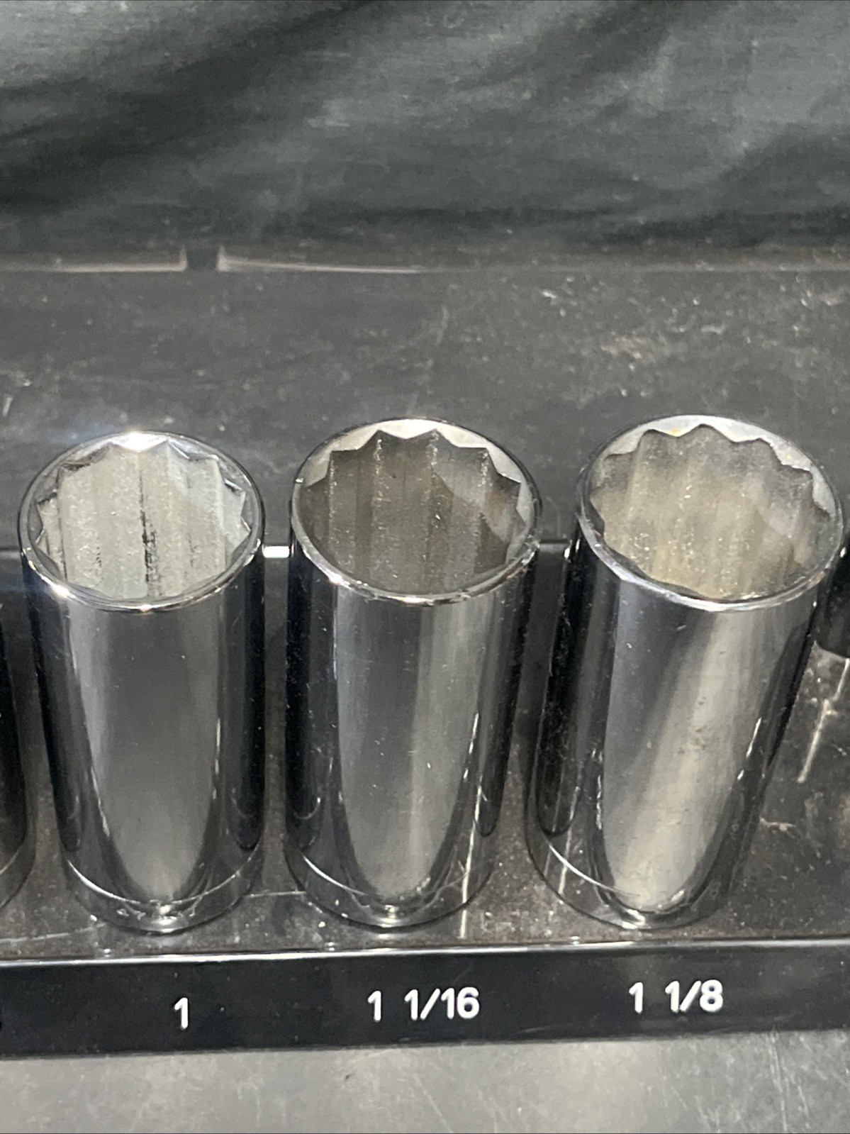 Craftsman USA 1/2” Drive 12 Point Deepwell SAE Socket Set 1/2- 1 1/8 All G But 1
