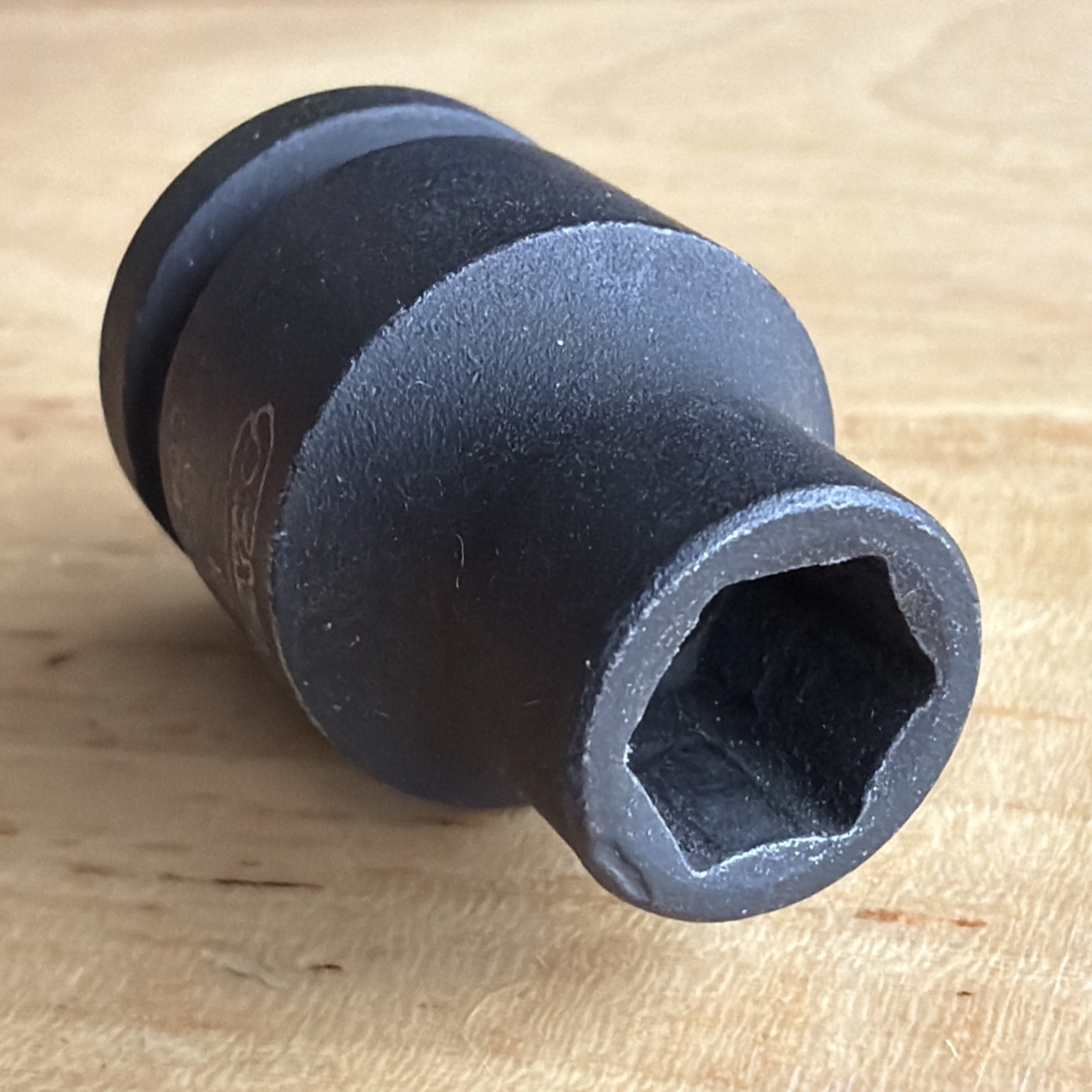 Expert sold by Mac Tools 8mm Shallow Impact Socket 3/8″ Drive 6 Point E040101