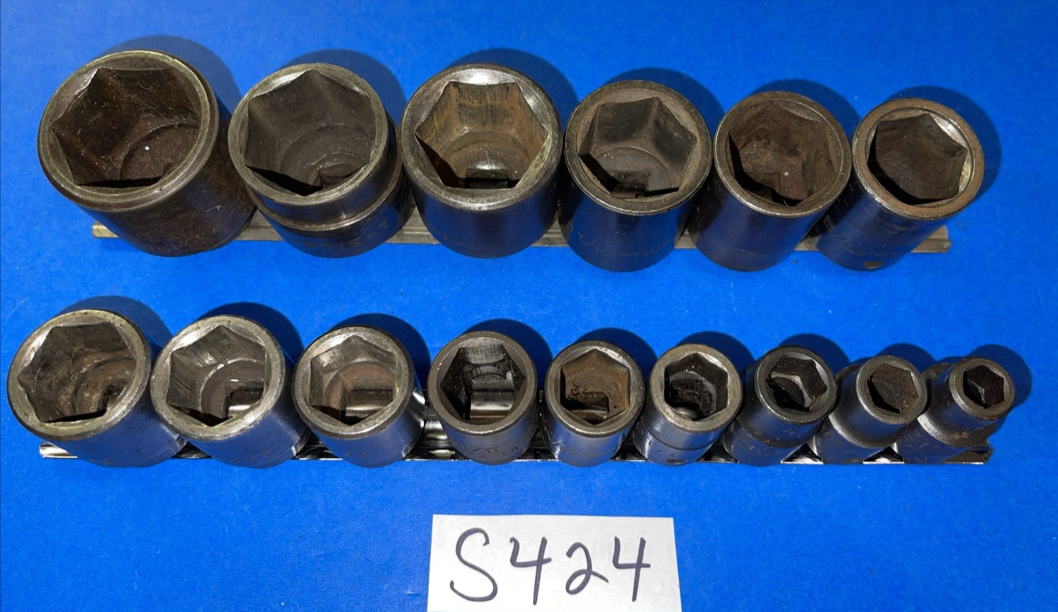 MAC TOOLS 15 PIECE 1/2 DRIVE SAE. SHORT IMPACT 6 POINT SOCKET SET 3/8 TO 1-1/4