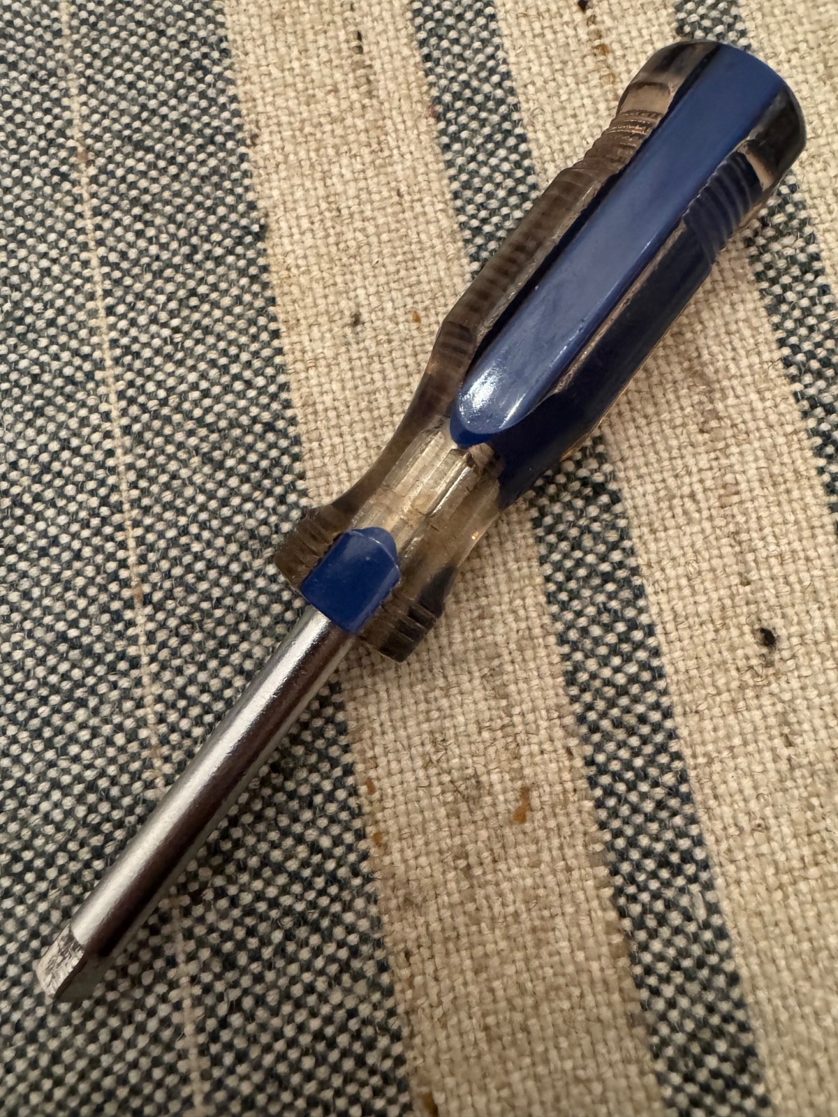 Easco 71-1207 1/4” Drive Spinner Handle Driver Blue Grip USA