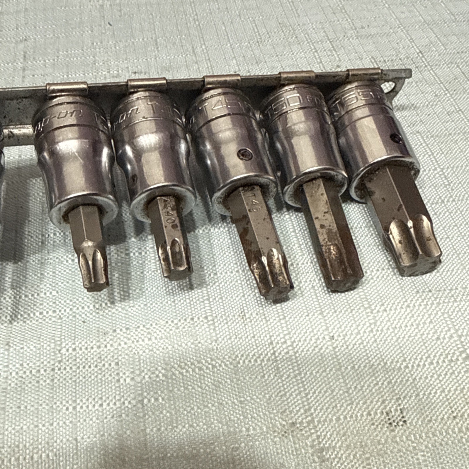 Snap-on 12 Piece 1/4″ 3/8″ 1/2″ Drive Torx Socket Set T8 to T55 Read
