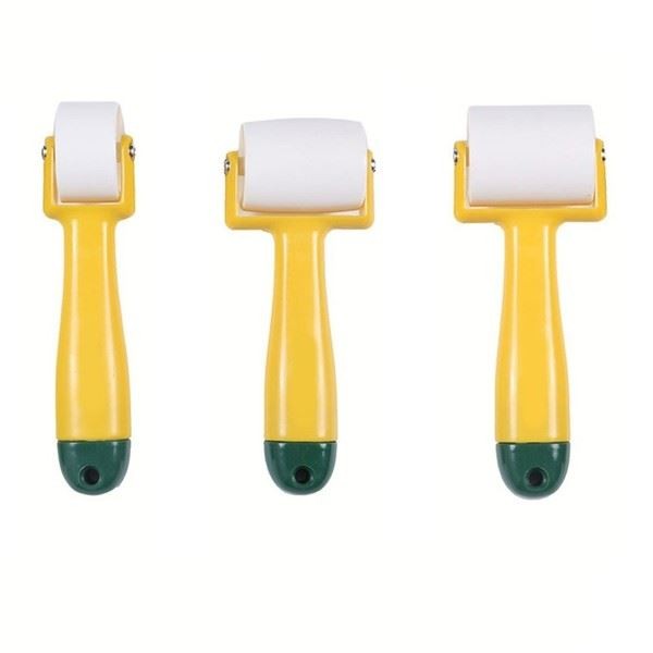 Lightweight and Portable Seam Roller Tool for Decorations and Crafts