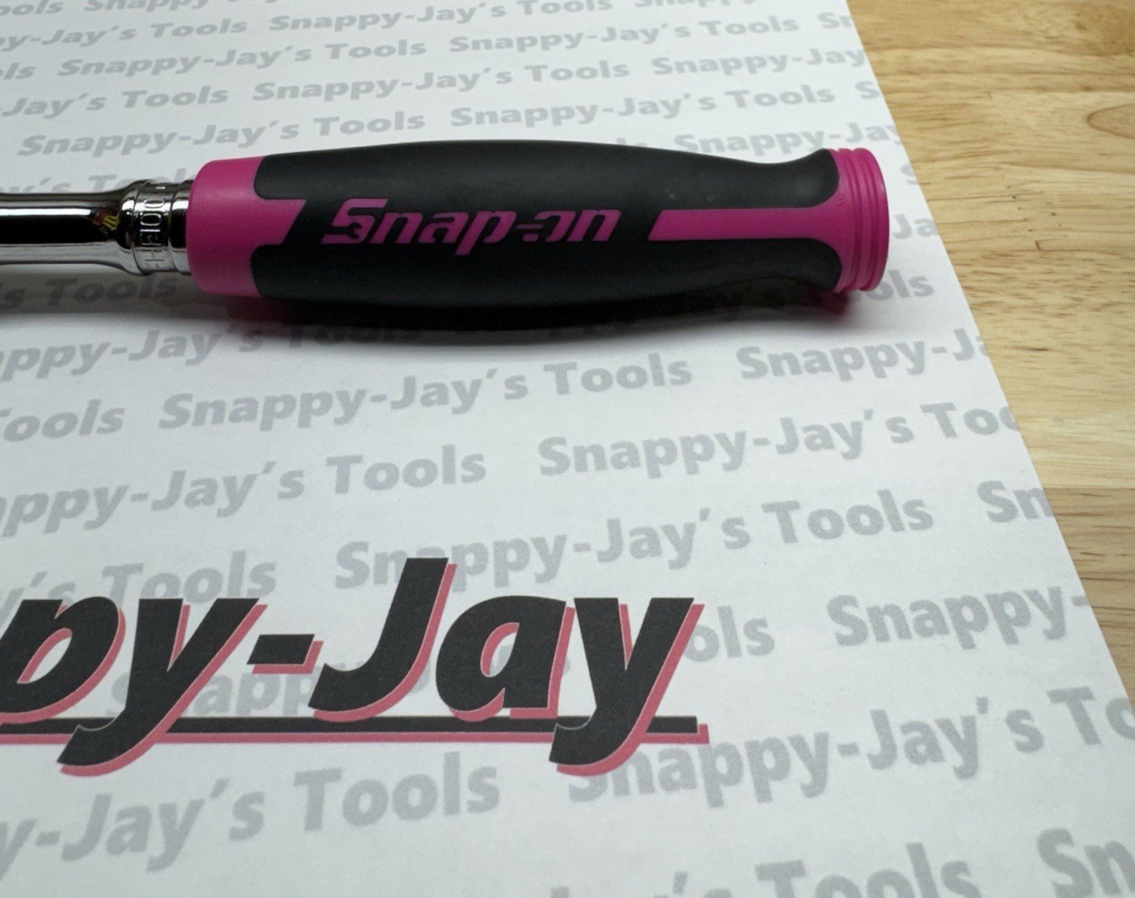 Snap-on Tools USA NEWEST 3/8″ Drv 100 Tooth PINK Soft Grip Flex Ratchet FHF100P