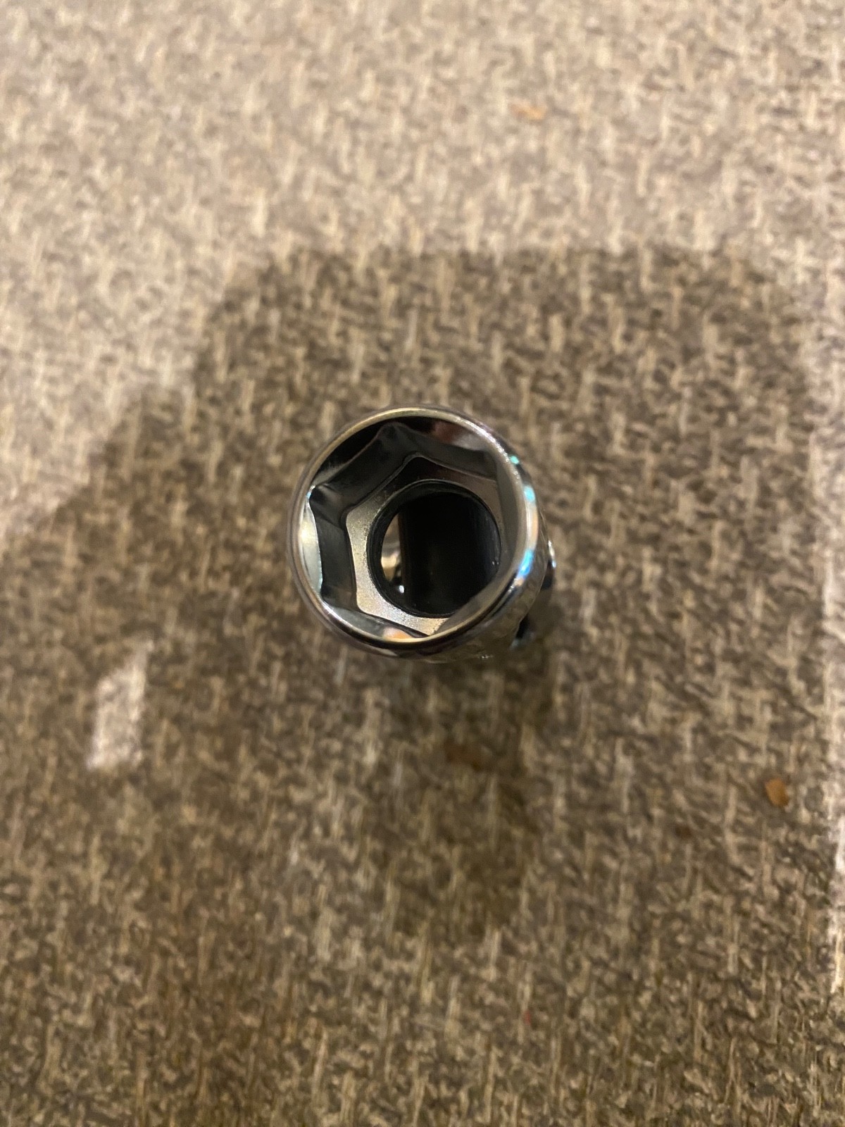 Mac Tools 9/16″ 6 point swivel socket # XU186RA 3/8 drive