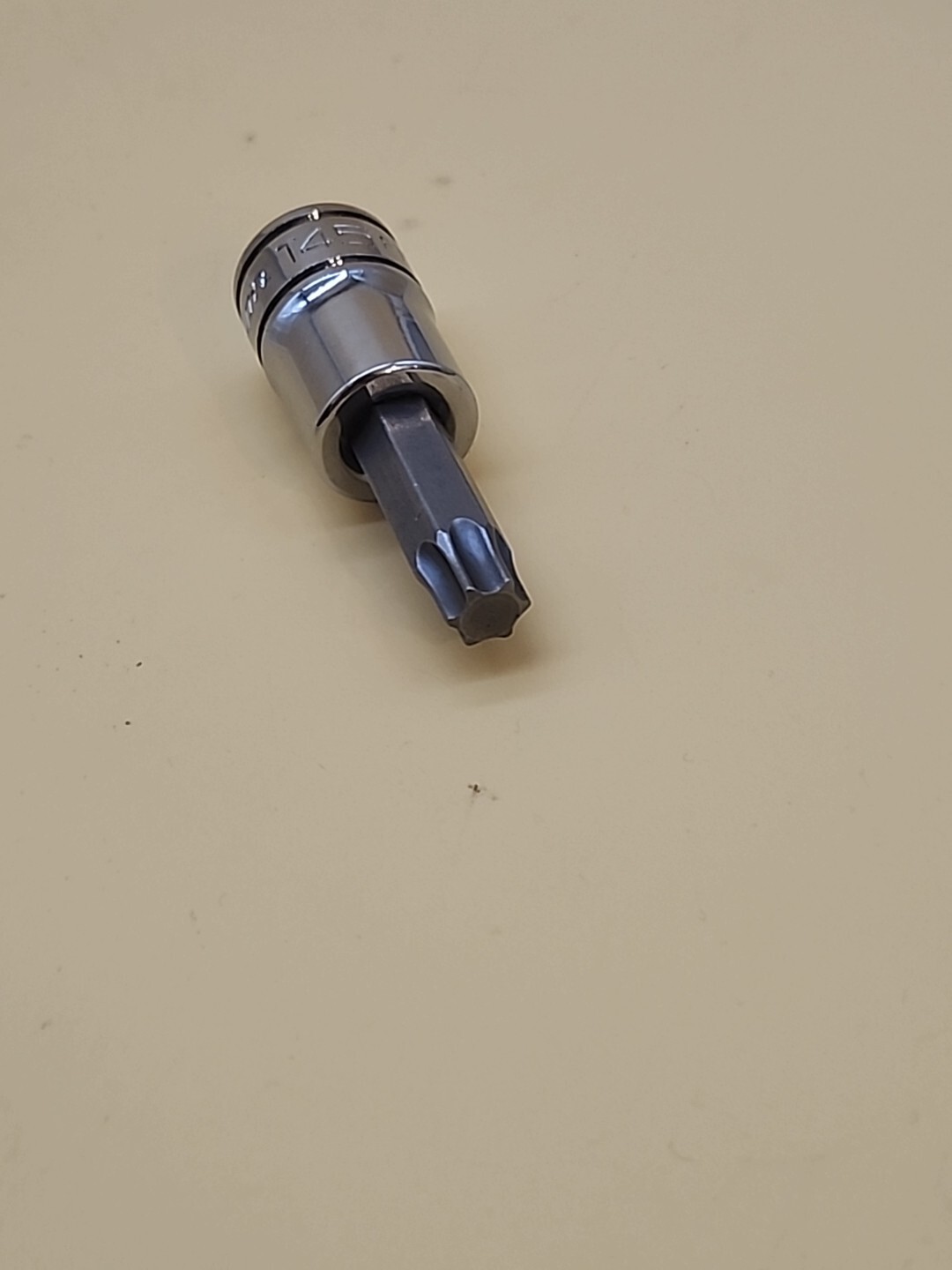 Snap-on Tools 3/8″ Drive T45 Standard Torx Bit Chrome Socket FTX45E USA