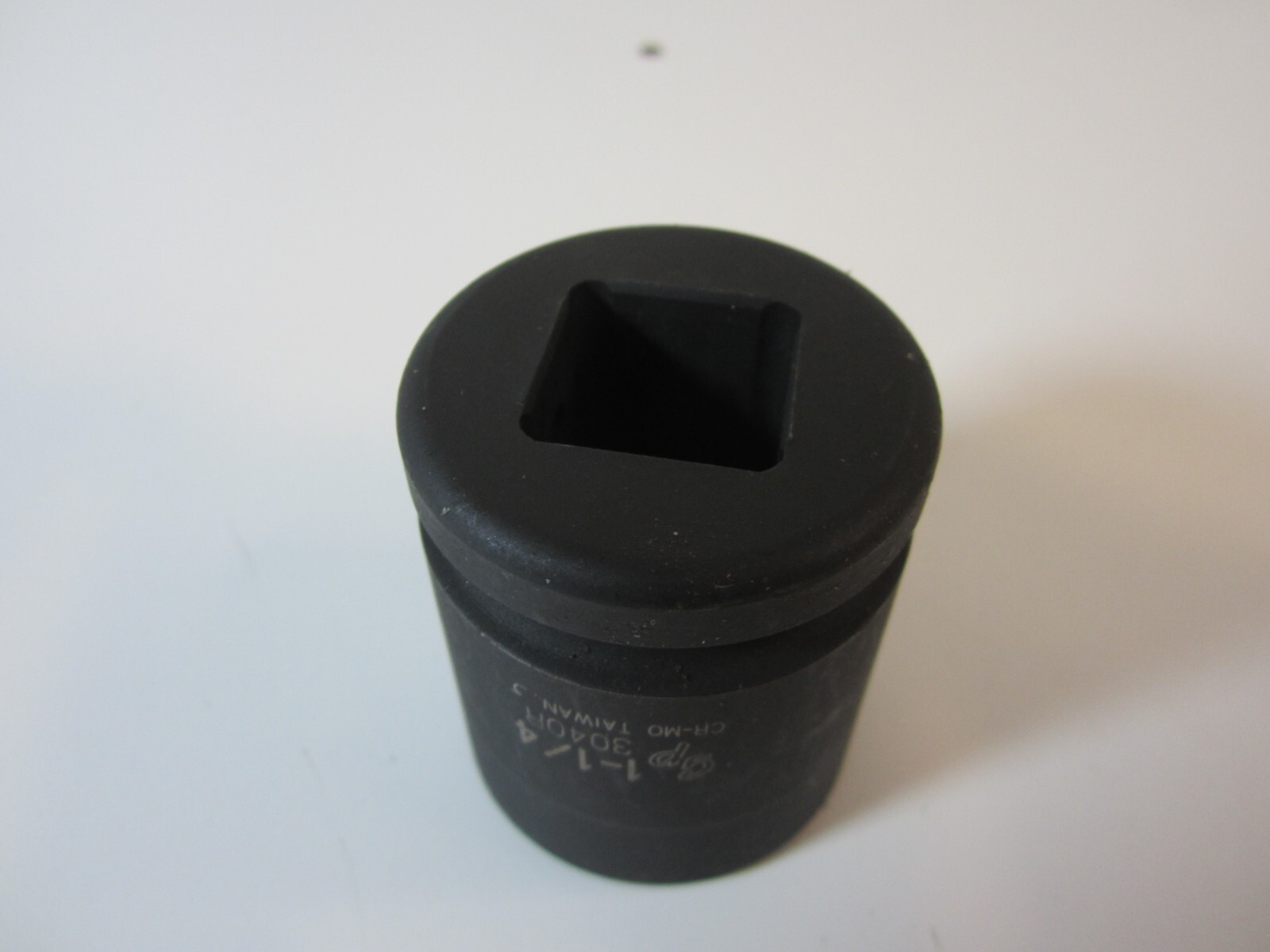GP. Grey Pneumatic 3040R 3/4″ Drive 1-1/4″ 6-Point Shallow Socket NEW
