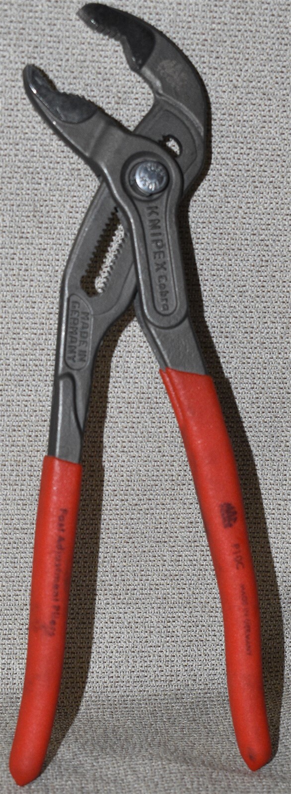 Mac Tools P10C Cobra Self-Gripping 10in Pliers