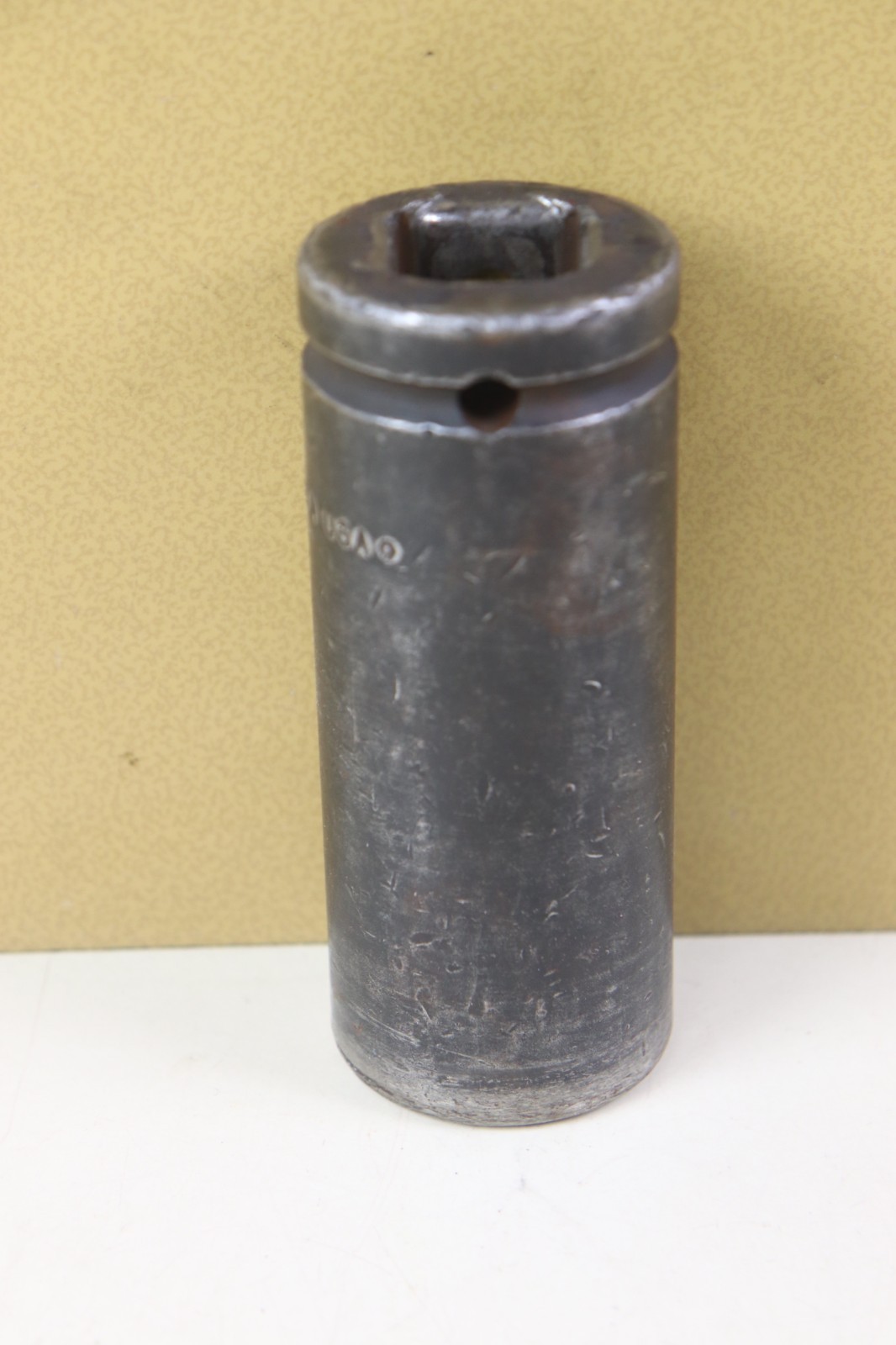 Snap On 13/16″ Bud Wheel Stud Impact Socket 3/4″ Drive – BW626A USED made in USA