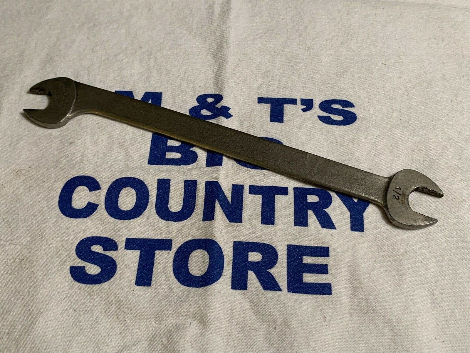 Vintage Embossed Blue Point 1/2″ x 7/16″ Thin Open End Wrench T1614