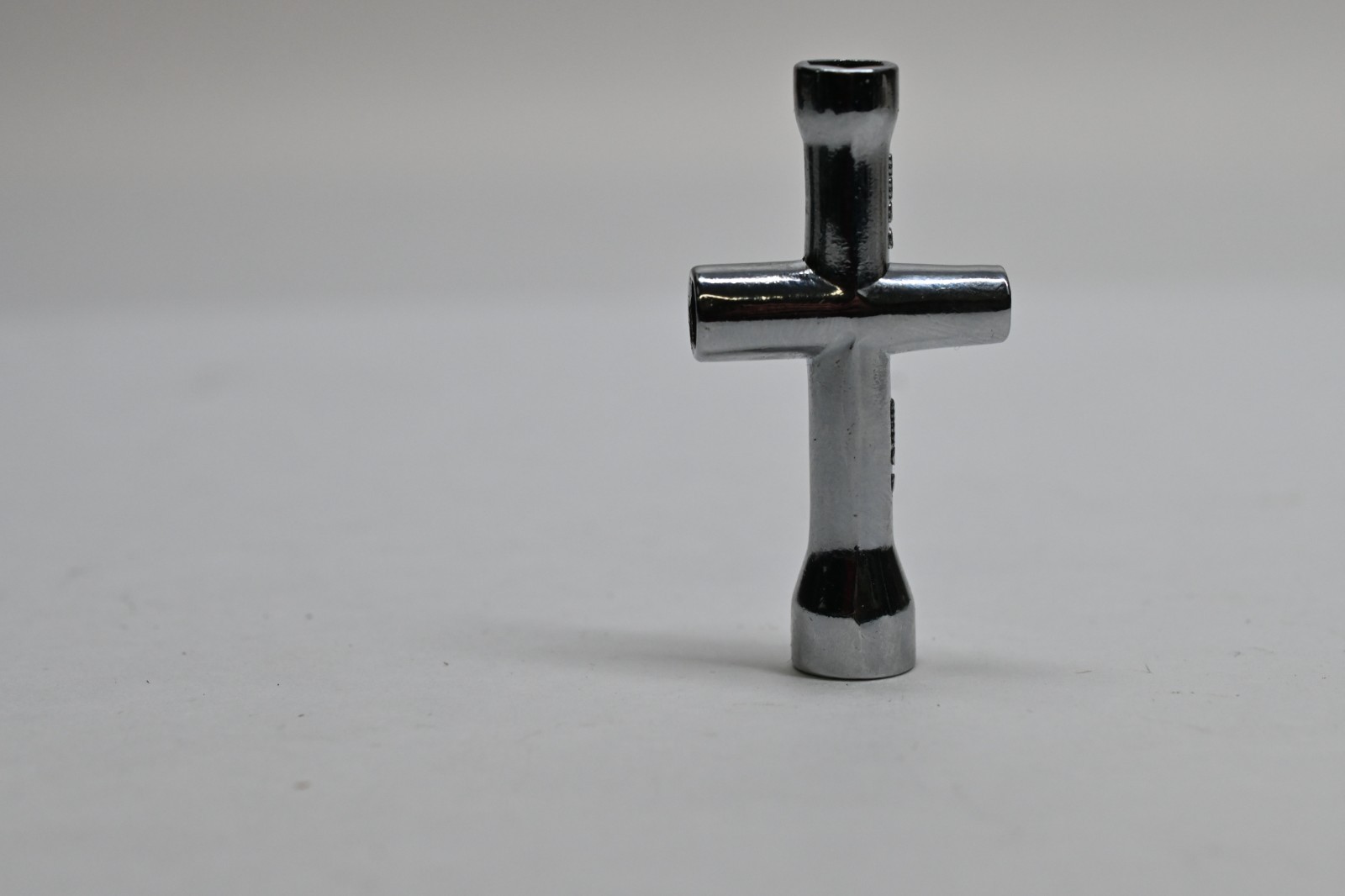 Cross wrench 4mm 5mm 5.5mm and 7mm for nuts M2, M2.5, M3 and M4