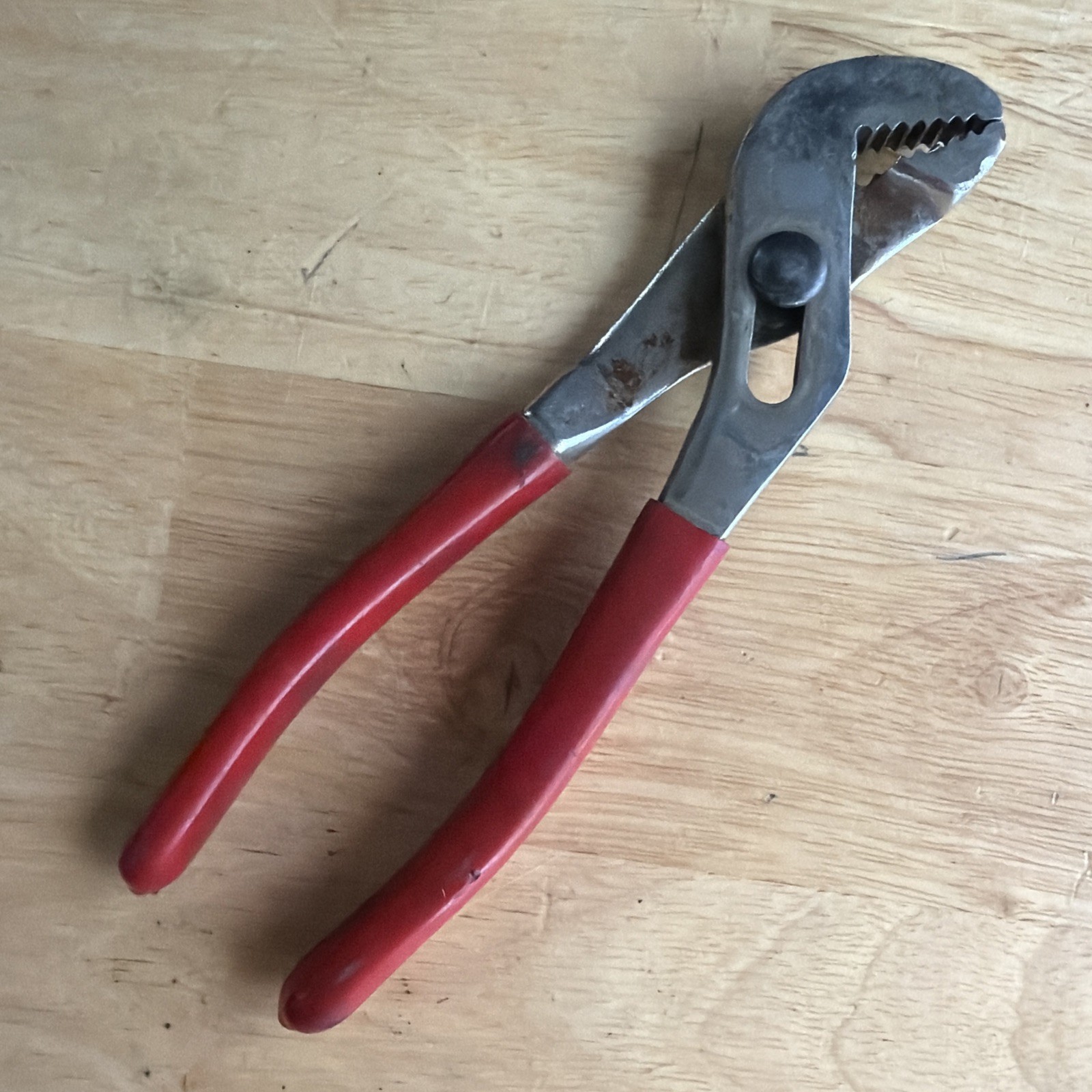 Blackhawk Tools 6-3/4″ Long Slip Joint Pliers Red Handle PT-1263-1 Made in USA