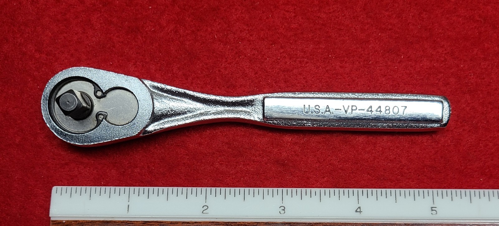 Lot-of-2 Craftsman USA Ratchets: 3/8″ Flex-Head Stubby VP44834 and 1/4″ VP44807