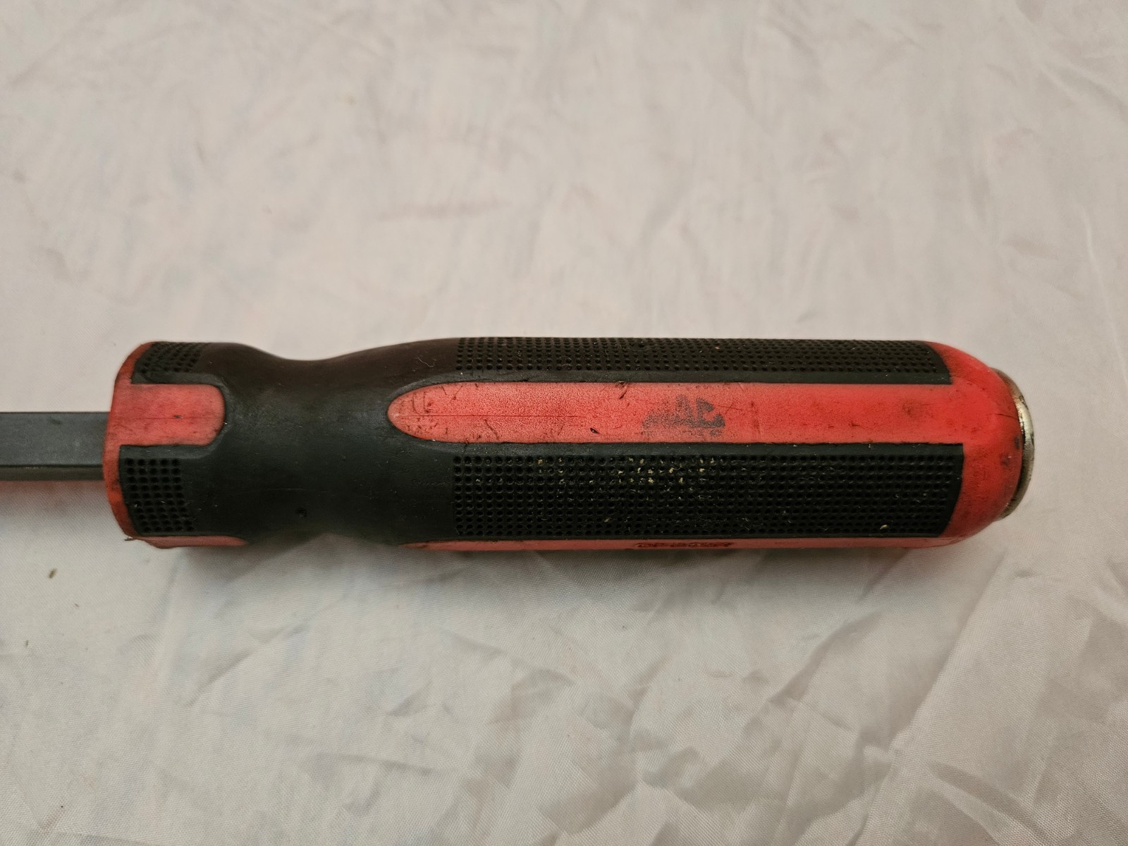 MAC CPB12R 11.5″ Curved Head Striking Pry Bar Prybar Red Soft Handle S2