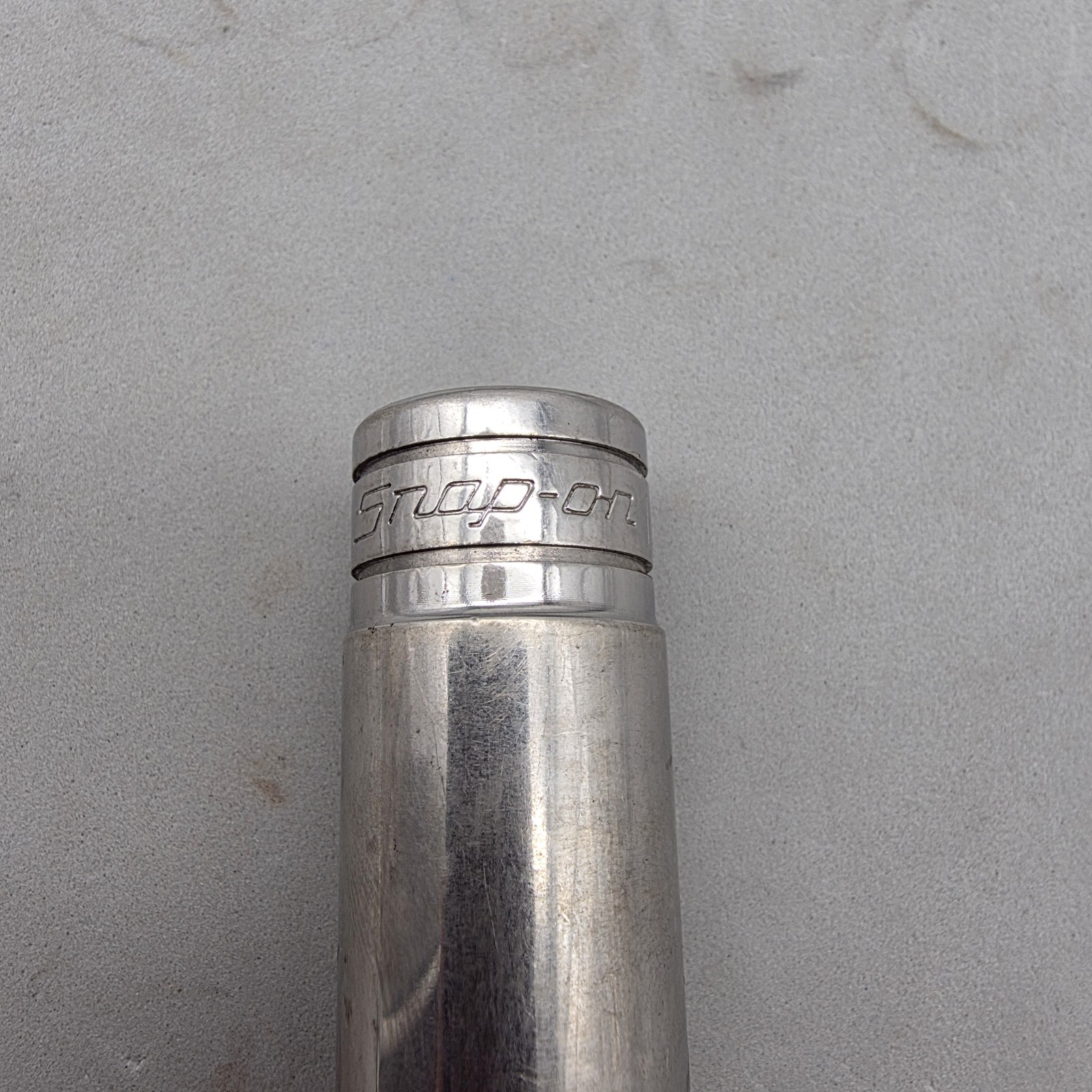 Snap-on Tools 11/16″ TS221 Deep Socket 1/2″ Drive SAE 6 Point Chrome USA