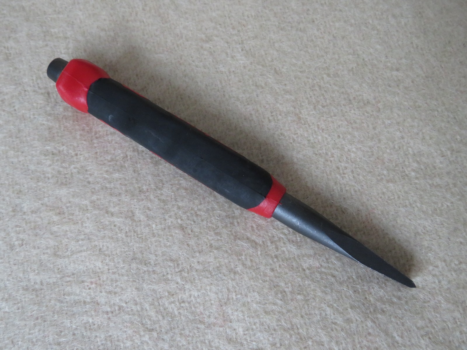Snap-on Tools SPAIN BRAND NEW RED Soft Grip 3/8″ Flat Edge Chisel PCSG812